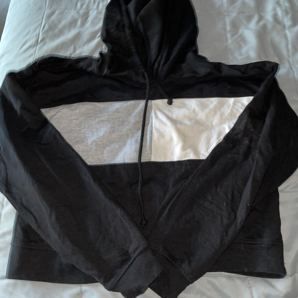 cropped hoodie!